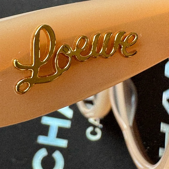 Loewe Tarsier Milky Pink Sunglasses - Picture 7 of 10